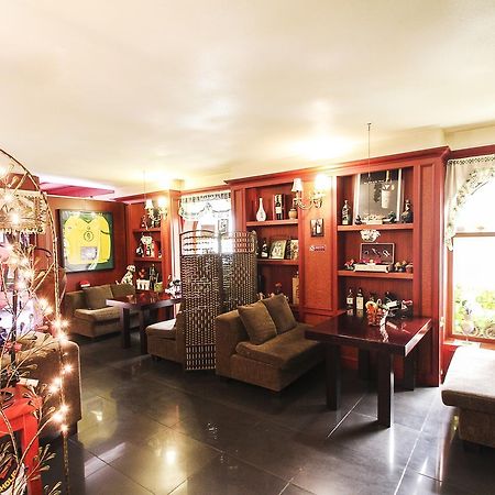 Garden Hotel Uijeongbu Buitenkant foto