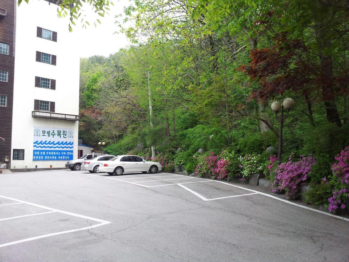 Garden Hotel Uijeongbu Buitenkant foto