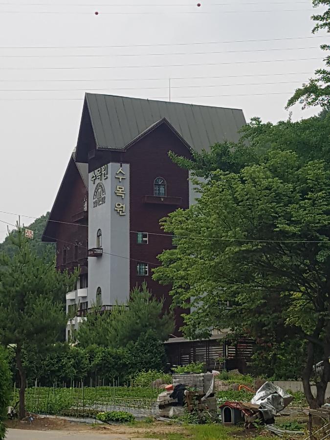 Garden Hotel Uijeongbu Buitenkant foto
